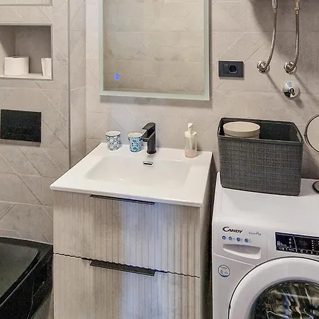 1 Bedroom Amazing In *