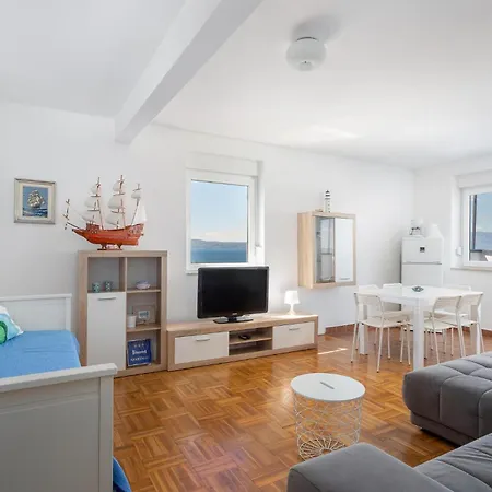 Apartment 1 Bedroom Amazing In Njivice